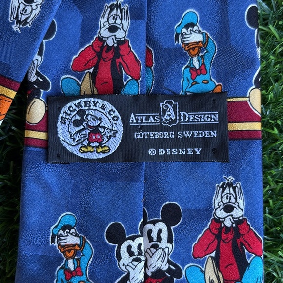 ATLAS DESIGN Rare Vintage Disney Men’s Silk Necktie - Picture 2 of 4